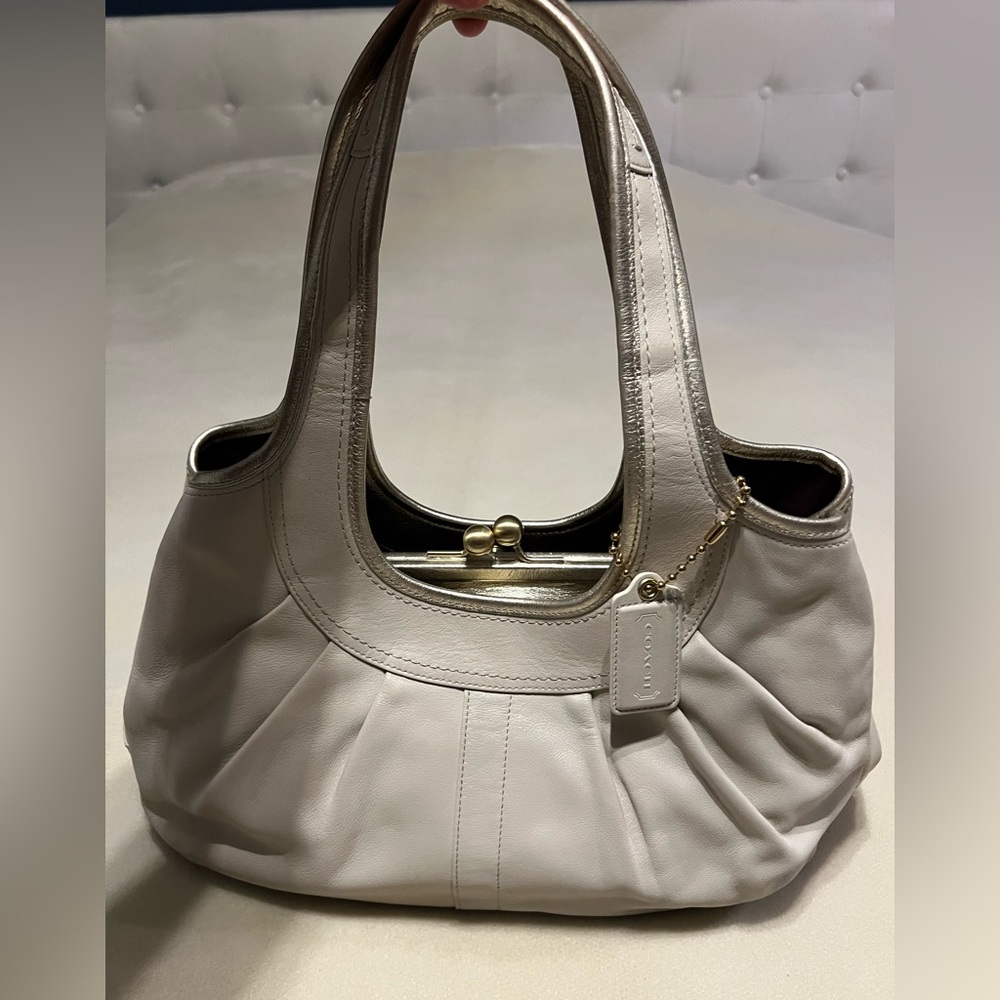 NWT Coach Ergo White Kisslock Shoulder Bag F14379